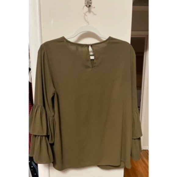 Vero Moda Olive Green Top W Ruffle Sleeves - Picture 2 of 3